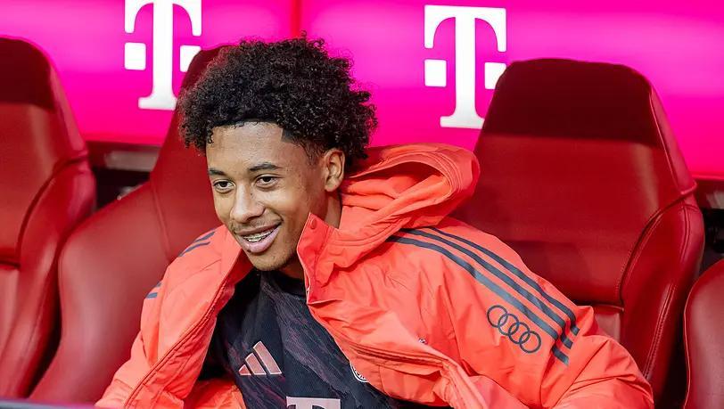 德媒：拜仁不會把16歲中衛(wèi)基亞拉放走，他很快會簽下一份長約