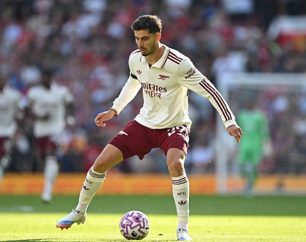 郵報：由于康復(fù)過程中遭遇挫折，哈弗茨預(yù)計1月初或中旬復(fù)出